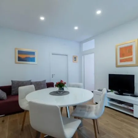 2 Bedroom With Terrace Dubrovnik