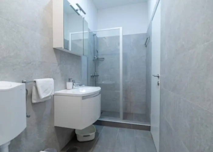 Apartman 2 Bedroom With Terrace *