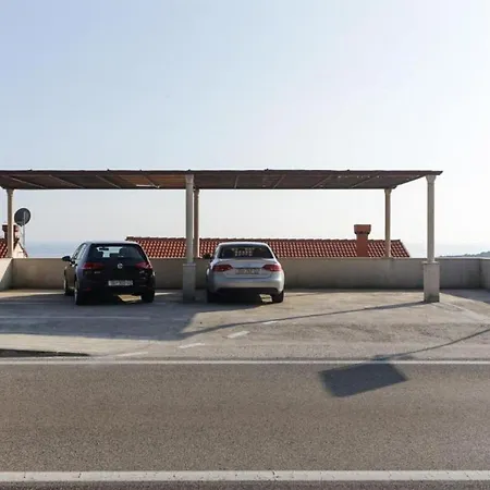 Lägenhet 2 Bedroom With Terrace